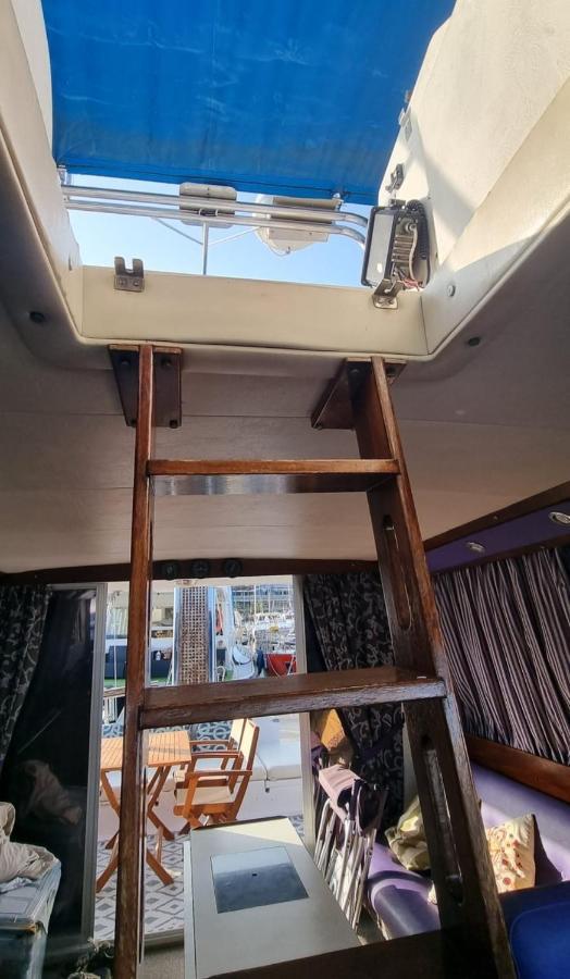 Hotel Beautiful And Comfy Boat In Barcelona With Boat Tour Option Exterior foto