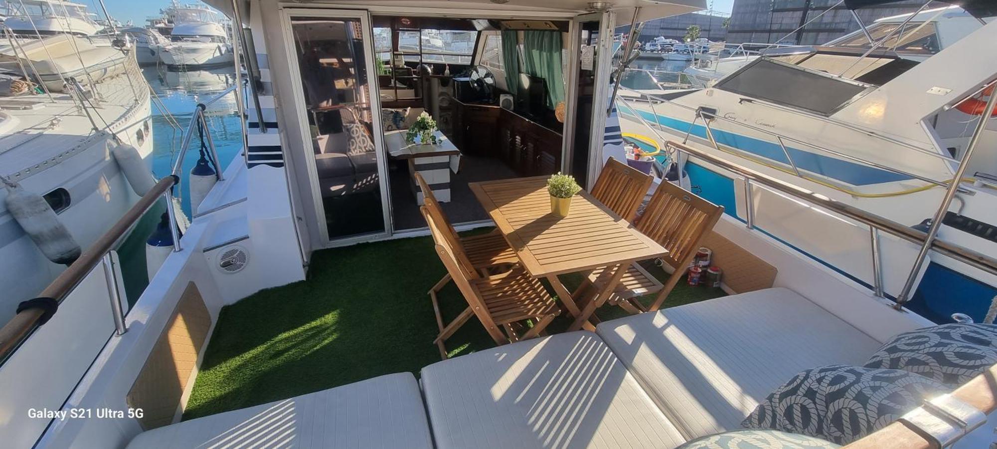 Hotel Beautiful And Comfy Boat In Barcelona With Boat Tour Option Exterior foto