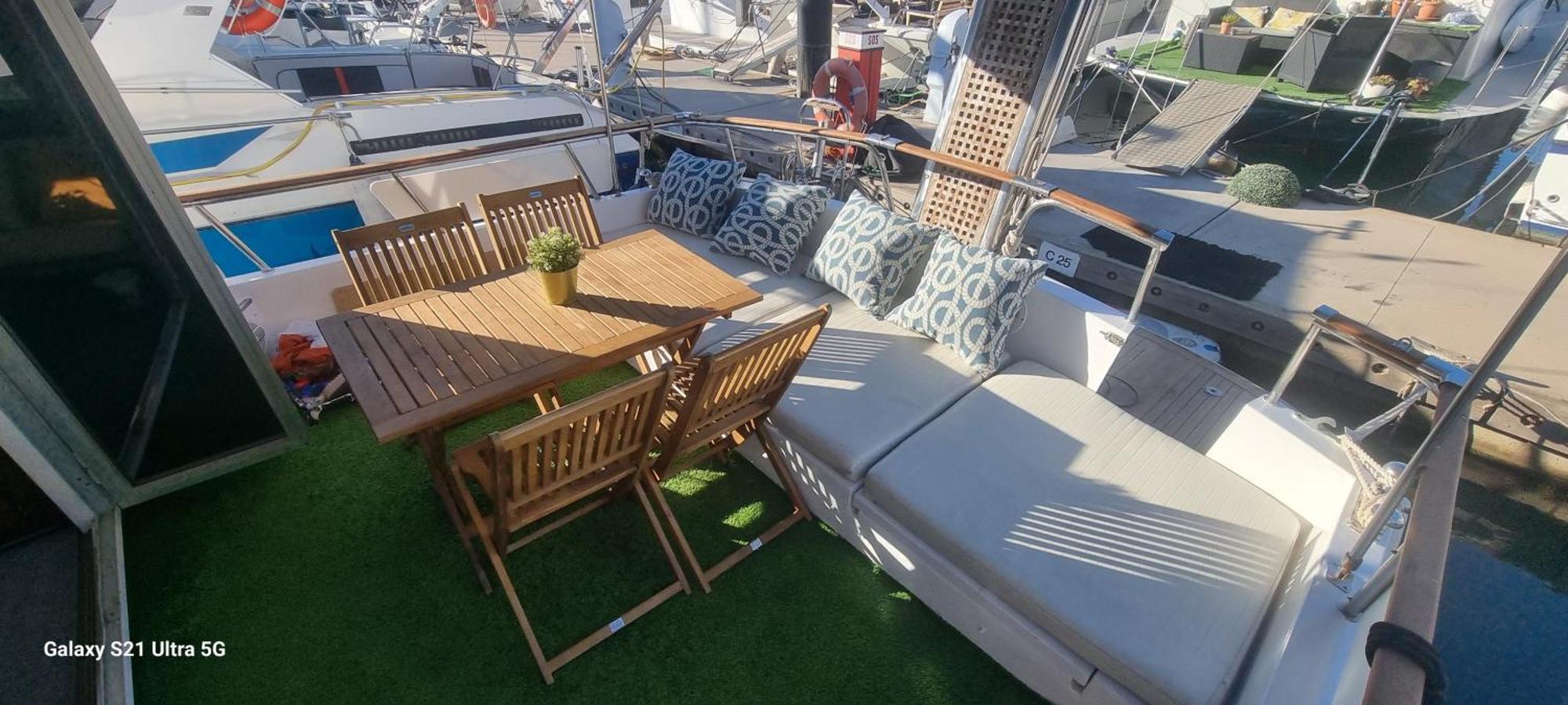 Hotel Beautiful And Comfy Boat In Barcelona With Boat Tour Option Exterior foto